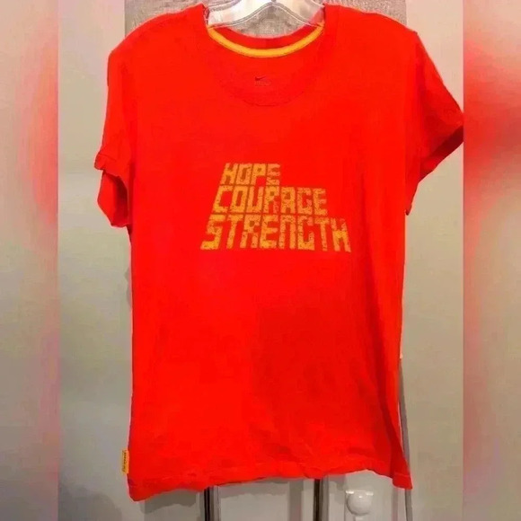Women's Nike Livestrong T-Shirt - size XL in great condition - Picture 1 of 5